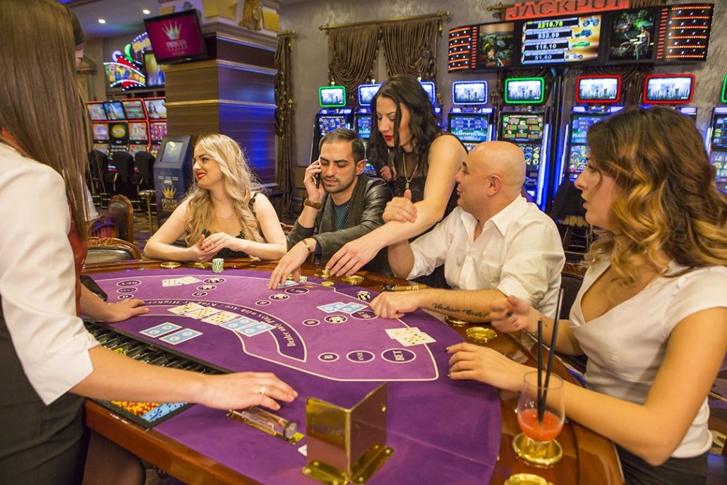 Princess Casino Batumi editörün önerisi oyun masası